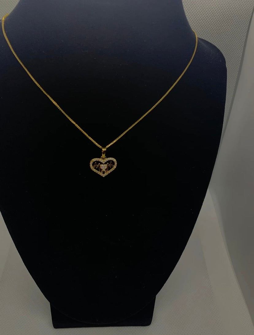 I Heart Mom Necklace  image 0